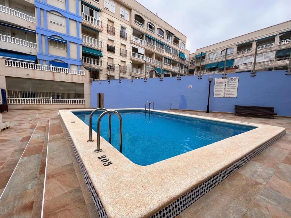 Welcoming Seafront Apartment Tv15 Torrevieja Exterior foto